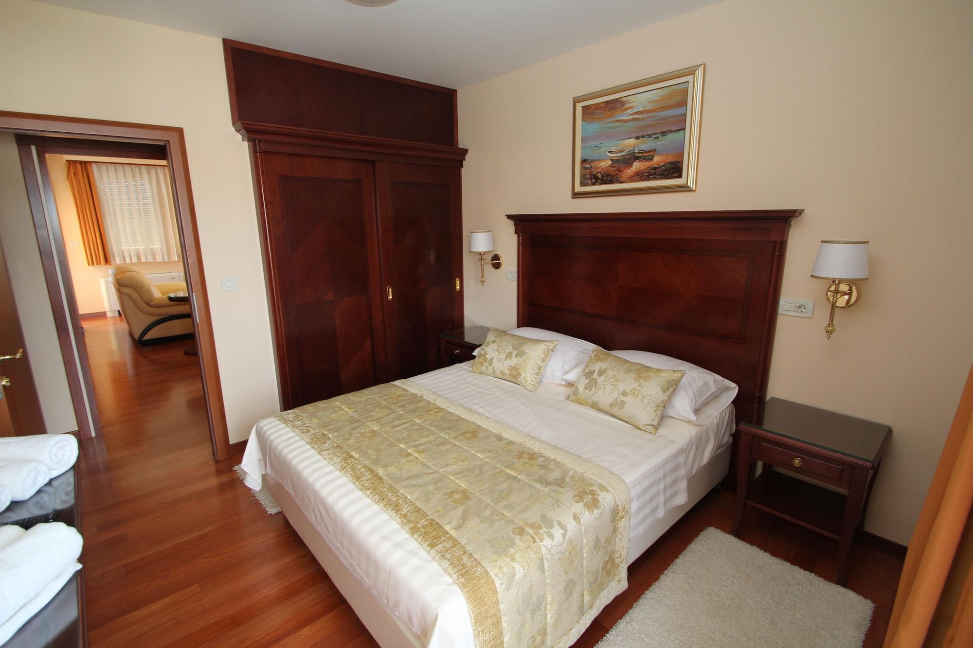Hotel Trogir Palace Bagian luar foto