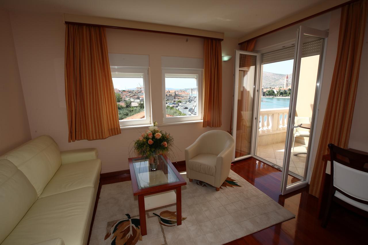Hotel Trogir Palace Ruang foto