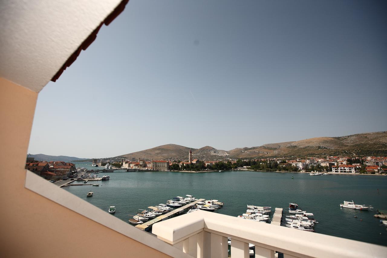 Hotel Trogir Palace Ruang foto